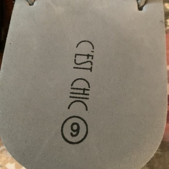 flip flops sandals new with tags - Picture 3 of 4